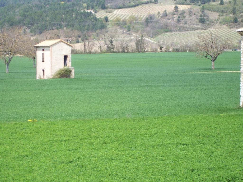 Le Vin De L'Ete Bed & Breakfast Ponet-et-Saint-Auban Bagian luar foto