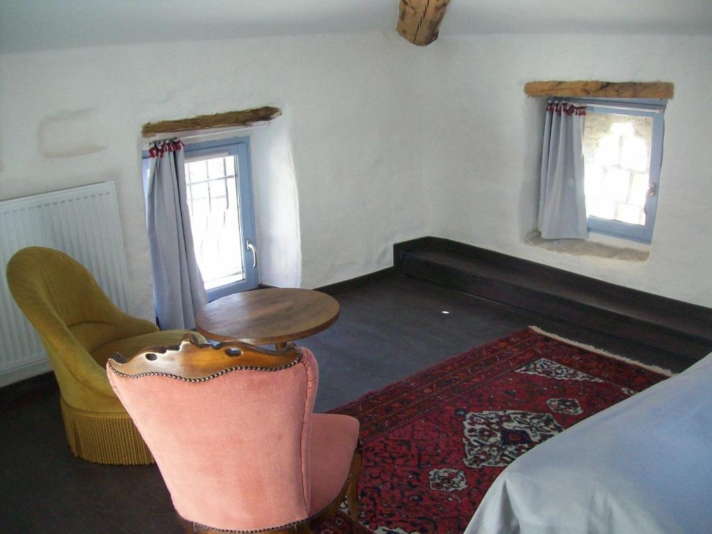 Le Vin De L'Ete Bed & Breakfast Ponet-et-Saint-Auban Ruang foto